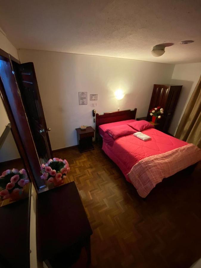 Hotel Margarita Inn Alameda Quito Exterior photo